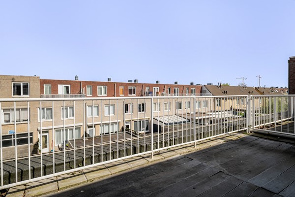 Medium property photo - Houtzagerssingel 120, 2512 XJ Den Haag
